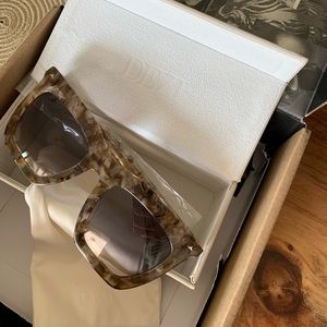 Brand NEW never used DEZI fall back